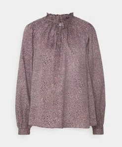 CLOSED SCARLETT Blouse Amaranth Red Femme -Promos CLOSED Magasin 3f639da46df247ee904b83d5d94cb687