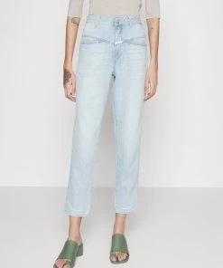 CLOSED PEDAL PUSHER Jean Boyfriend Light Blue Femme