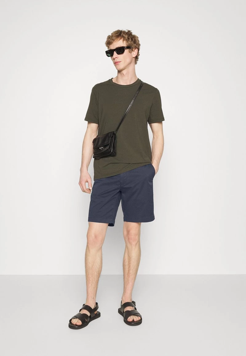 CLOSED Homme CLASSIC Short Black Navy 4 CLOSED Homme CLASSIC Short Black Navy – Image 2