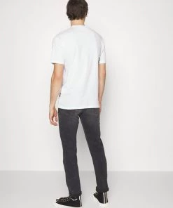 CLOSED UNITY SLIM Jean Slim Dark Grey Homme 9 CLOSED UNITY SLIM Jean Slim Dark Grey Homme -Promos CLOSED Magasin 429c6e06100a41e4a31209560947eb55