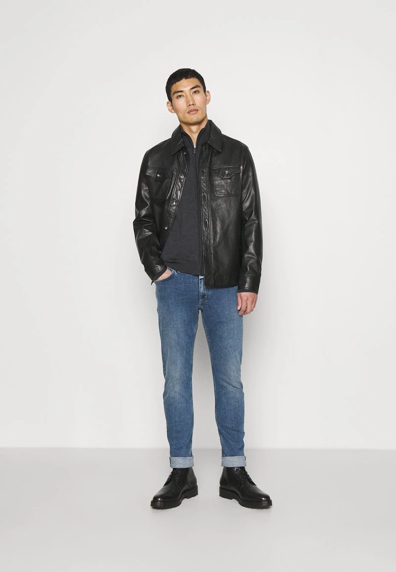 CLOSED UNITY Jean Slim Mid Blue Homme 4 CLOSED UNITY Jean Slim Mid Blue Homme – Image 2