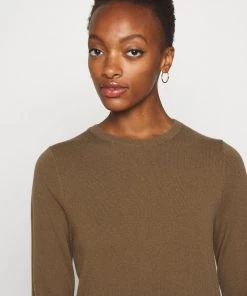 CLOSED WOMENS Pullover Chocolate Chip Femme 11 CLOSED WOMENS Pullover Chocolate Chip Femme -Promos CLOSED Magasin 48ebd09a3d0e4a02ad9c93575a9c43ca