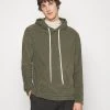 CLOSED Homme HOODED SWEATER Sweat à Capuche Dried Basil 1 CLOSED Homme HOODED SWEATER Sweat à Capuche Dried Basil -Promos CLOSED Magasin 4a4ee6120eb2405aac6d6f5c68011fa7