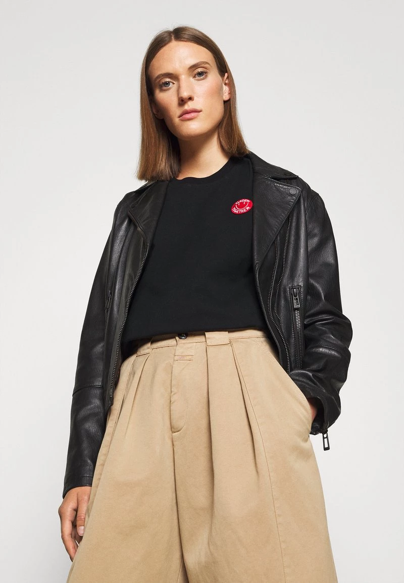 CLOSED WOMEN'S T Shirt Basique Black Femme 7 CLOSED WOMEN'S T Shirt Basique Black Femme – Image 5