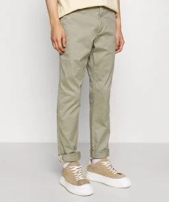 CLOSED ATELIER TAPERED Chino Pale Khaki Homme