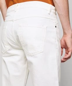CLOSED COOPER TAPERED Jeans Fuselé Ivory Homme 11 CLOSED COOPER TAPERED Jeans Fuselé Ivory Homme -Promos CLOSED Magasin 4e7be2bdfe344325a95f34fee3e84132