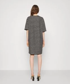 CLOSED STRIPED DOUBLEFACE DRESS Robe En Jersey Ivory Femme 9 CLOSED STRIPED DOUBLEFACE DRESS Robe En Jersey Ivory Femme -Promos CLOSED Magasin 4ffa1b19db1e4d37bb441ed19b598e23