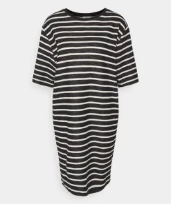 CLOSED STRIPED DOUBLEFACE DRESS Robe En Jersey Ivory Femme 10 CLOSED STRIPED DOUBLEFACE DRESS Robe En Jersey Ivory Femme -Promos CLOSED Magasin 5020cf50a6b44e379e62d0a428aa2b13