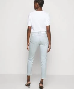 CLOSED Femme BAKER HIGH Jean Slim Mid Blue 12 CLOSED Femme BAKER HIGH Jean Slim Mid Blue -Promos CLOSED Magasin 51a56a78fb3b41dd93b6d135143da2f3