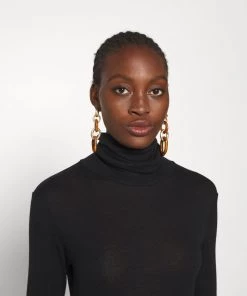 CLOSED Femme Pullover Black 11 CLOSED Femme Pullover Black -Promos CLOSED Magasin 54c48121350049f8844834f8fb1b8246