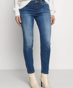 CLOSED Femme BAKER Jean Slim Mid Blue
