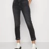 CLOSED Femme PEDAL PUSHER Jean Droit Dark Grey 1 CLOSED Femme PEDAL PUSHER Jean Droit Dark Grey -Promos CLOSED Magasin 58b98a9ce1574522aae5a4fdd91d9a71