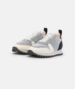 CLOSED PEPPER Baskets Basses Multi Color Femme 11 CLOSED PEPPER Baskets Basses Multi Color Femme -Promos CLOSED Magasin 5a05022fa410437089ac6495491cdb64