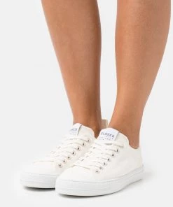 CLOSED Baskets Basses Ecru Femme