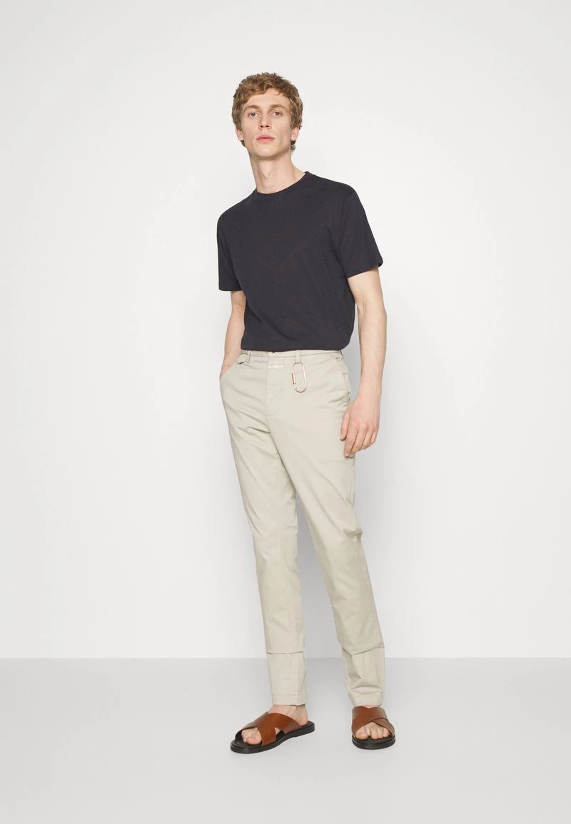 CLOSED Homme ATELIER Chino Flint Grey 4 CLOSED Homme ATELIER Chino Flint Grey â Image 2