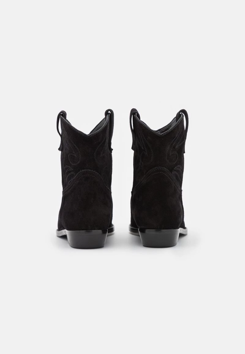 CLOSED Femme Santiags Black 6 CLOSED Femme Santiags Black – Image 4