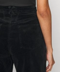 CLOSED Femme PEARL Pantalon Classique Black 12 CLOSED Femme PEARL Pantalon Classique Black -Promos CLOSED Magasin 678ed2a48c2f4e89bb6a95884ab9083a