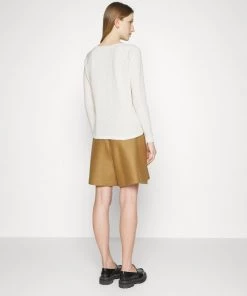 CLOSED RAGLAN LONGSLEEVE T Shirt à Manches Longues New Jade Femme 10 CLOSED RAGLAN LONGSLEEVE T Shirt à Manches Longues New Jade Femme -Promos CLOSED Magasin 690341be430349a7843fd59565c9c046