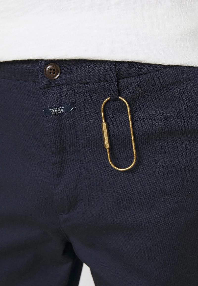 CLOSED Homme ATELIER Chino Deep Indigo 8 CLOSED Homme ATELIER Chino Deep Indigo – Image 6