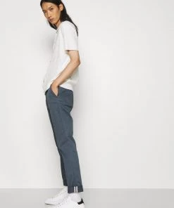 CLOSED Homme ATELIER TAPERED Chino Blue Slate 13 CLOSED Homme ATELIER TAPERED Chino Blue Slate -Promos CLOSED Magasin 6b79666d508b49e0be6c0f7fbd2a4ec2