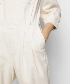 CLOSED Combinaison Ecru Femme 19 CLOSED Combinaison Ecru Femme -Promos CLOSED Magasin 6ba762f05f2f4a3f9d680444682964df