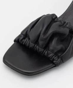 CLOSED Femme MULE Mules à Talons Black 15 CLOSED Femme MULE Mules à Talons Black -Promos CLOSED Magasin 6d96e8fca1a945d480529059d2759577