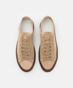 CLOSED Homme Baskets Basses Sage 11 CLOSED Homme Baskets Basses Sage -Promos CLOSED Magasin 6e86785bb26a4dc6a15ef19ab5332c86