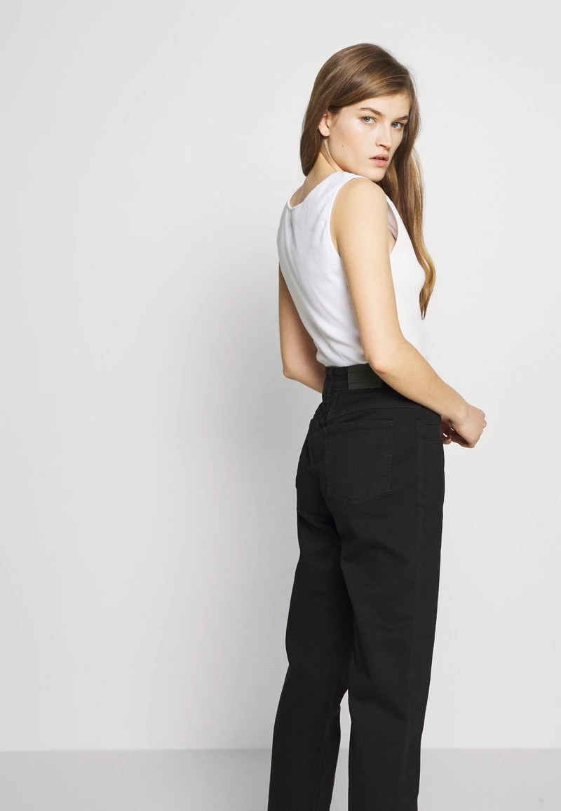 CLOSED Femme PEDAL PUSHER Jean Boyfriend Black 6 CLOSED Femme PEDAL PUSHER Jean Boyfriend Black – Image 4