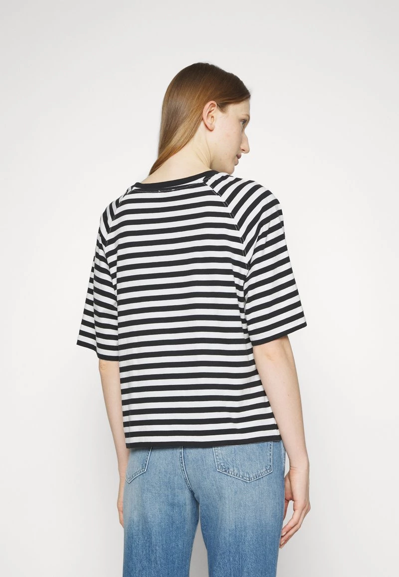 CLOSED STRIPED RAGLAN T Shirt Imprimé Black Femme 5 CLOSED STRIPED RAGLAN T Shirt Imprimé Black Femme – Image 3