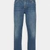 CLOSED LENT Jean Boyfriend Mid Blue Homme 1 CLOSED LENT Jean Boyfriend Mid Blue Homme -Promos CLOSED Magasin 79ea8295b5cd4b47a07669c0ed64b7bb