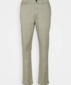 CLOSED ATELIER TAPERED Chino Pale Khaki Homme 16 CLOSED ATELIER TAPERED Chino Pale Khaki Homme -Promos CLOSED Magasin 79f06b6837494e7dbb69d26dbb5599b9