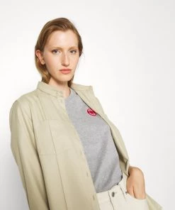 CLOSED Femme WOMEN'S T Shirt Basique Grey Heather Melange 12 CLOSED Femme WOMEN'S T Shirt Basique Grey Heather Melange -Promos CLOSED Magasin 7ea2c4fbe62b4311a6a79f77a4fe0fdb