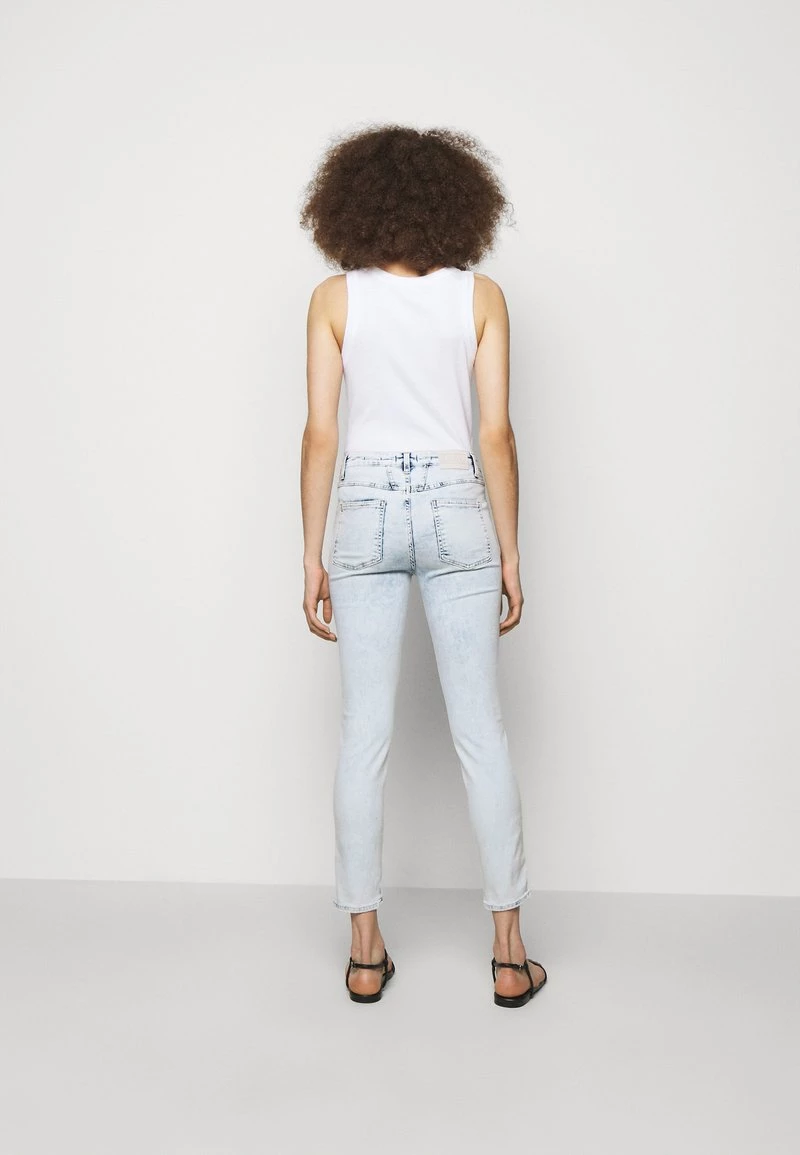 CLOSED Femme Jeans Skinny Light Blue 5 CLOSED Femme Jeans Skinny Light Blue – Image 3