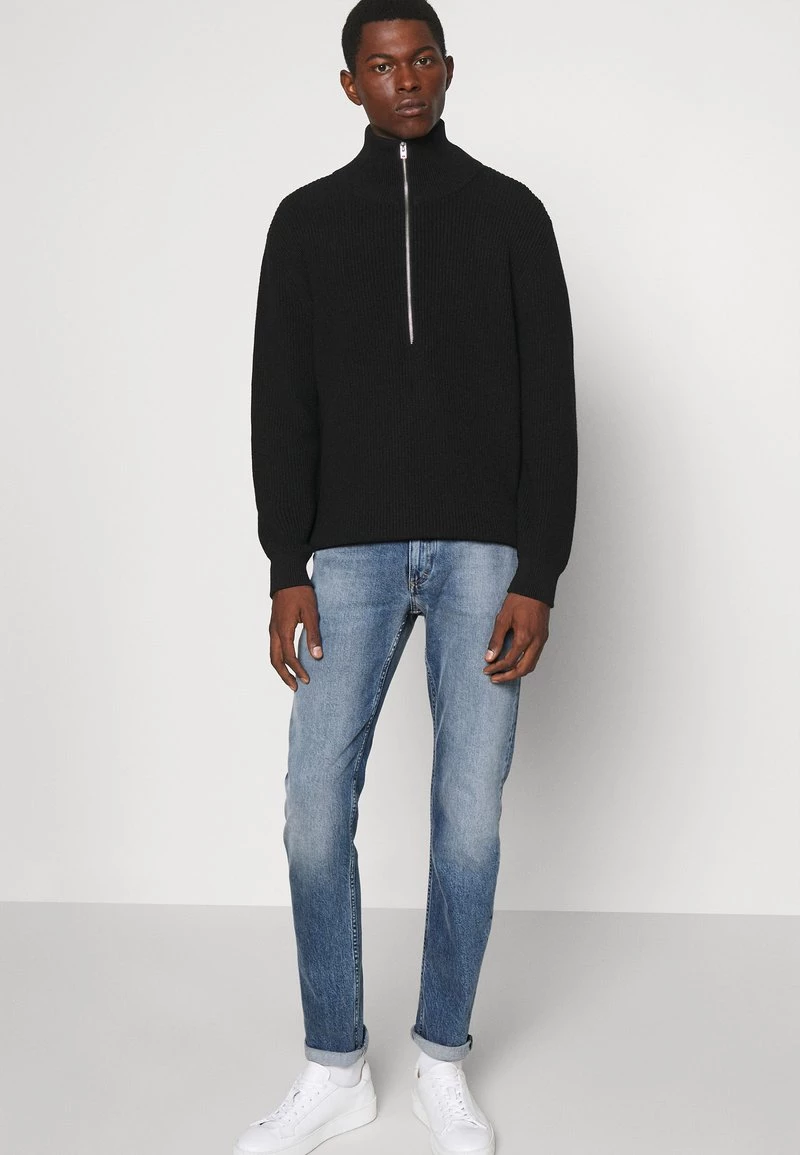 CLOSED UNITY Jean Slim Light Blue Homme 6 CLOSED UNITY Jean Slim Light Blue Homme – Image 4