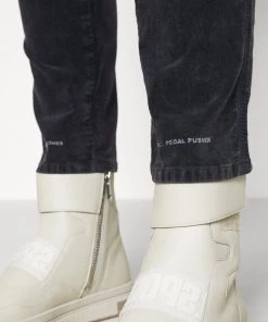 CLOSED Femme PEDAL PUSHER Pantalon Classique Dark Night 13 CLOSED Femme PEDAL PUSHER Pantalon Classique Dark Night -Promos CLOSED Magasin 8e283be74ef144f3a0bb6af414a994e3