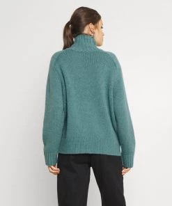 CLOSED WOMEN Pullover Pale Teal Femme 9 CLOSED WOMEN Pullover Pale Teal Femme -Promos CLOSED Magasin 8ed722a92f424f08b9313d0c6261d29e