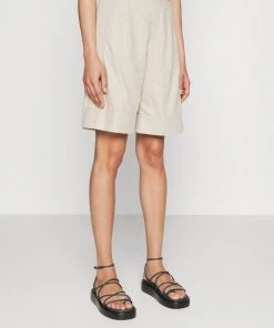CLOSED SHORTS WITH TURN UP Short Grain Beige Femme