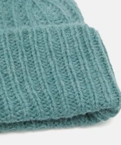 CLOSED HAT Bonnet Pale Teal Femme -Promos CLOSED Magasin 8ff32a91c35b4541a1845f7fe6ca315a