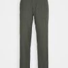 CLOSED Homme KOBE TAPERED Pantalon Classique Grey Fir 1 CLOSED Homme KOBE TAPERED Pantalon Classique Grey Fir -Promos CLOSED Magasin 907c6a7b9c2047bfa38758a8d89fae6a