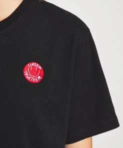 CLOSED WOMEN'S T Shirt Basique Black Femme 15 CLOSED WOMEN'S T Shirt Basique Black Femme -Promos CLOSED Magasin 91a9fc9b58f248dca16c77ffe8f491b7