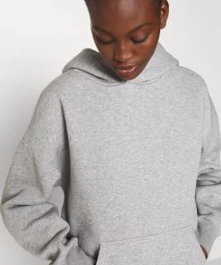 CLOSED Sweat à Capuche Grey Heather Melange Femme 13 CLOSED Sweat à Capuche Grey Heather Melange Femme -Promos CLOSED Magasin 91f1743da4a64732af0d26bbcf477f86