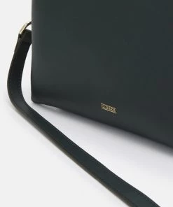 CLOSED NELIA Sac Bandoulière Sacramento Green Femme 9 CLOSED NELIA Sac Bandoulière Sacramento Green Femme -Promos CLOSED Magasin 933a8cffa67d4ac8a95ab4a515b9635d