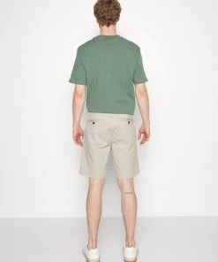 CLOSED CLASSIC Short Flint Grey Homme 10 CLOSED CLASSIC Short Flint Grey Homme -Promos CLOSED Magasin 9349bd27d2234a3eb4611f211e0967d6