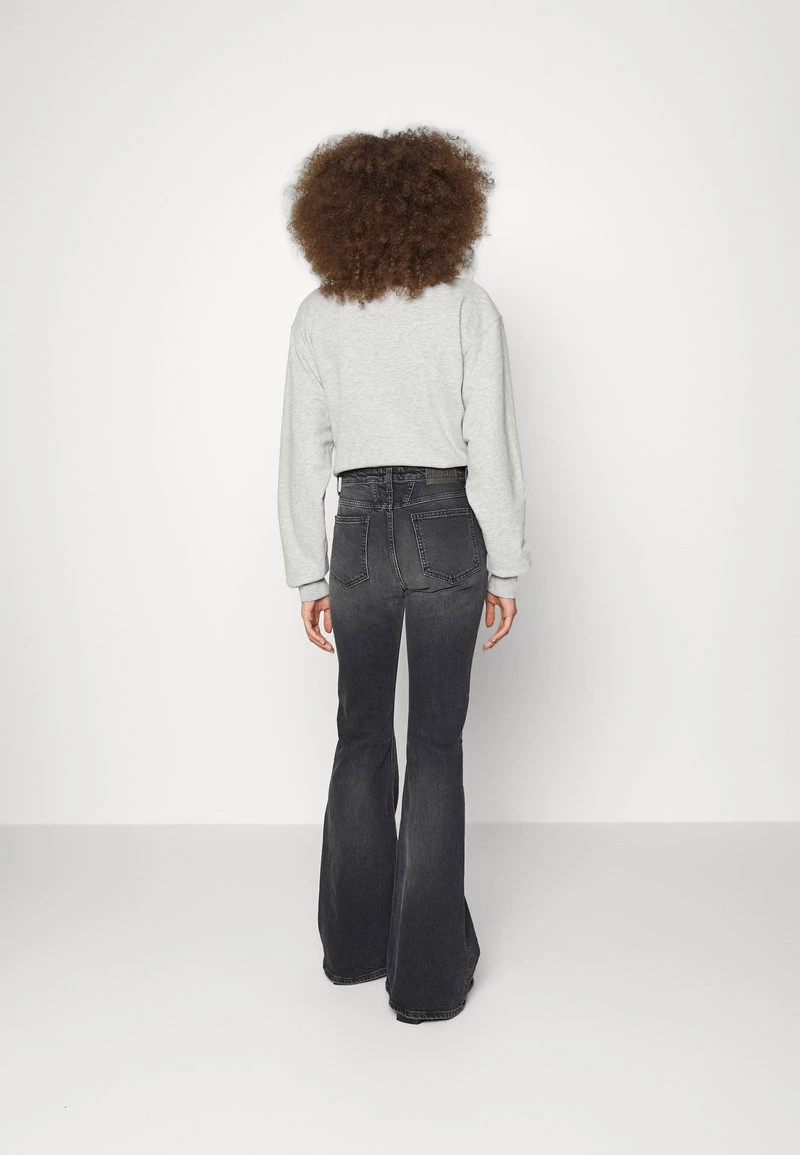 CLOSED Femme RAWLIN Jean Flare Dark Grey 5 CLOSED Femme RAWLIN Jean Flare Dark Grey – Image 3