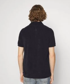 CLOSED Homme SHORT SLEEVE Polo Indigo Ash 9 CLOSED Homme SHORT SLEEVE Polo Indigo Ash -Promos CLOSED Magasin 95fe2b258763416ea180a3fa5181b140