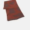 CLOSED SCARF Foulard Cold Copper Femme -Promos CLOSED Magasin 9cfa004ee3644bd687b34787202111eb