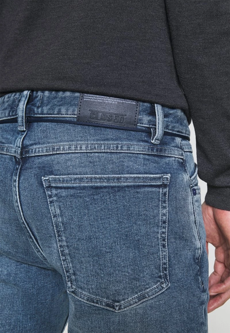 CLOSED UNITY Jean Slim Mid Blue Homme 6 CLOSED UNITY Jean Slim Mid Blue Homme – Image 4