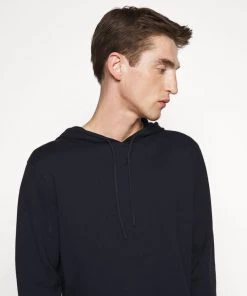 CLOSED Sweat à Capuche Dark Night Homme 11 CLOSED Sweat à Capuche Dark Night Homme -Promos CLOSED Magasin 9f41efb5cde14ca393e22ade614bc651