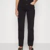 CLOSED Femme Jean Droit Black 1 CLOSED Femme Jean Droit Black -Promos CLOSED Magasin a0d23454cead4607bb3a3c0385534b01
