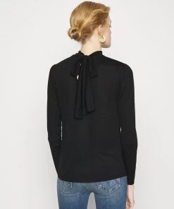 CLOSED Femme WOMENS T Shirt à Manches Longues Black 9 CLOSED Femme WOMENS T Shirt à Manches Longues Black -Promos CLOSED Magasin a37fb144a9f847219a8dfdadb53dc1f7